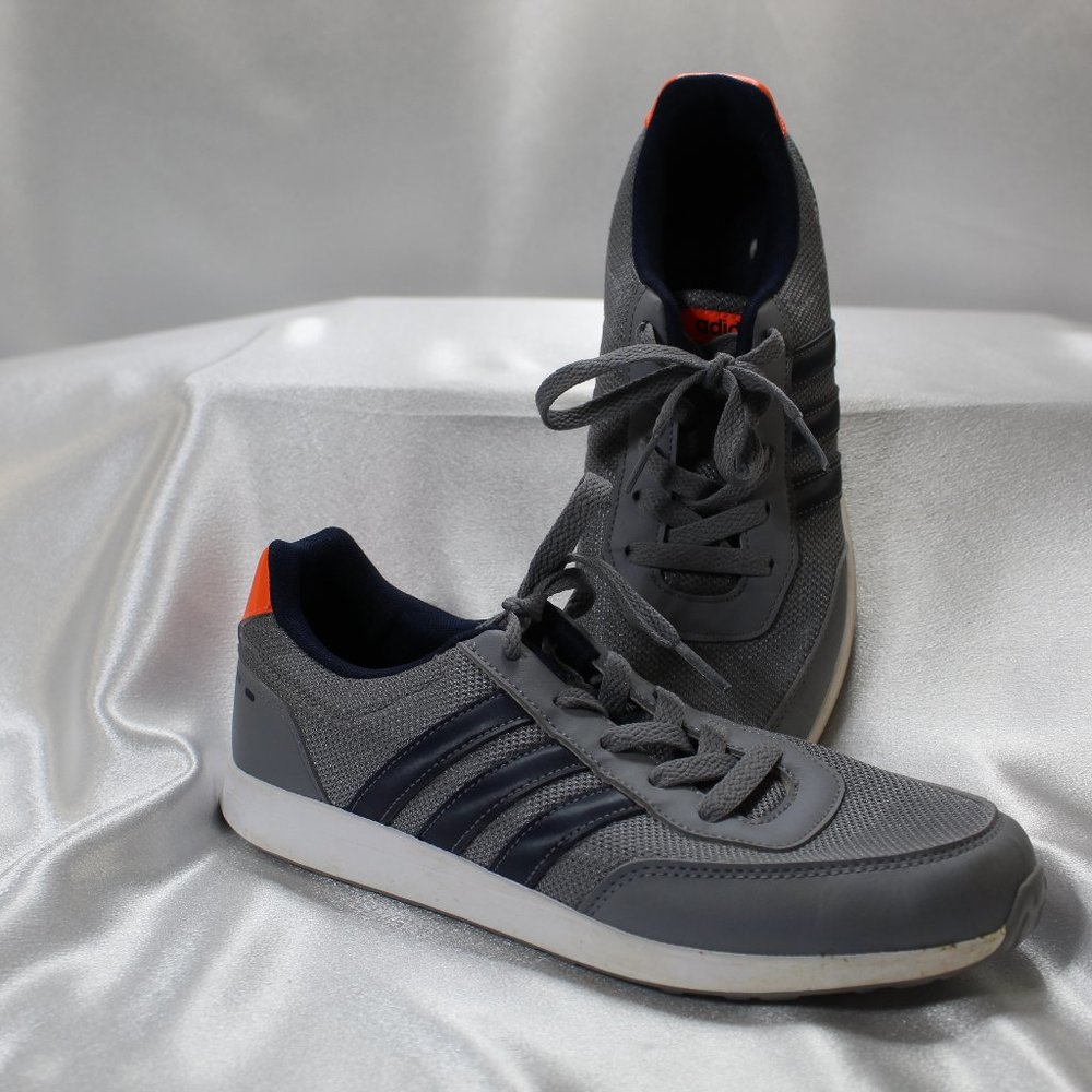 Adidas VS Switch 2.0 - Boys Size 6 - Gray/Navy